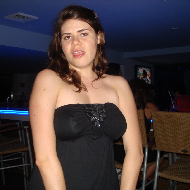 Charlotte 21 Services escort Bellefond