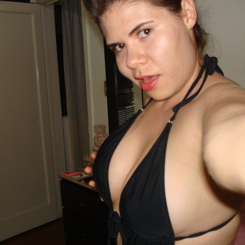 Joceline 33 Escort Pont-de-l’Arche